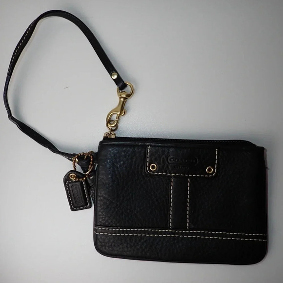 Coach Black Soft Leather Small Wristlet - Picture 1 of 6